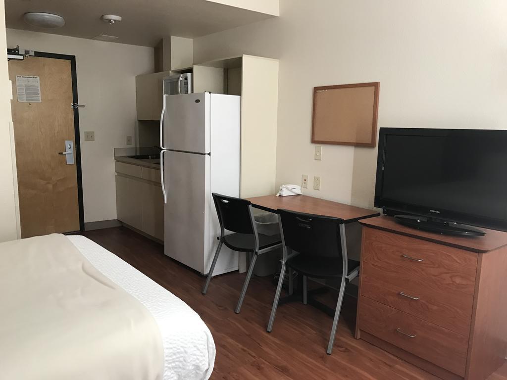 Best Studio Inn Homestead Room photo
